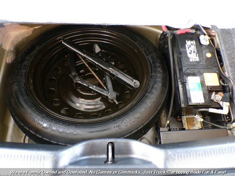 Used 2014 Dodge Charger SXT RWD image 41