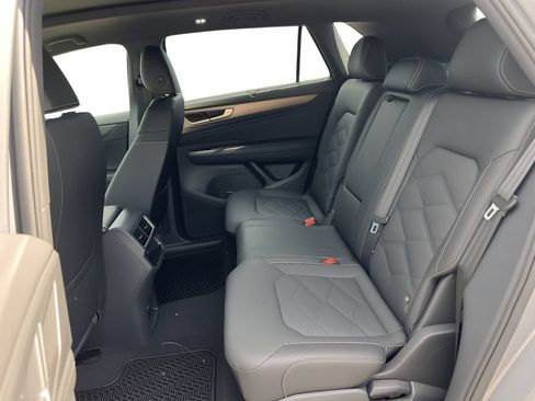 New 2025 Volkswagen Atlas Cross Sport SE AWD/4WD image 7
