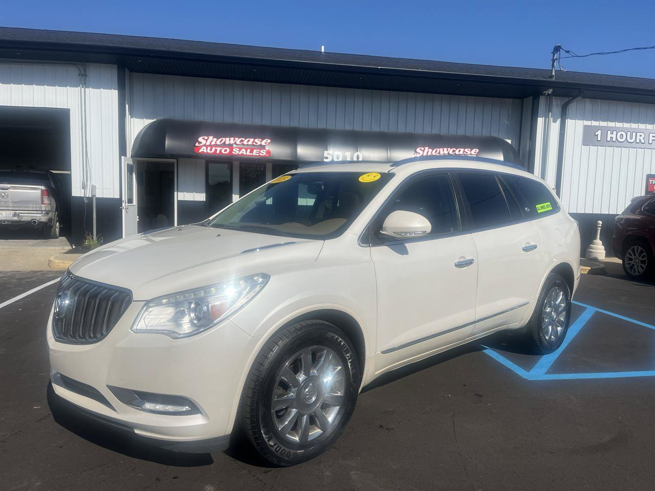 Used 2015 Buick Enclave Leather AWD/4WD image 1