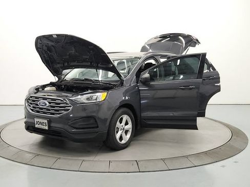 Used 2021 Ford Edge SE FWD image 12