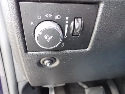 Used 2012 Jeep Grand Cherokee Laredo w/ Laredo E Group image 39