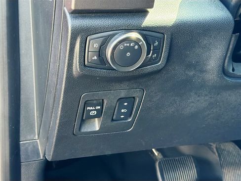 Used 2015 Ford F150 XLT w/ Equipment Group 302A Luxury RWD image 10