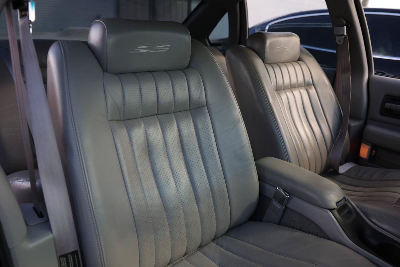 Used 1995 Chevrolet Caprice SS RWD image 16