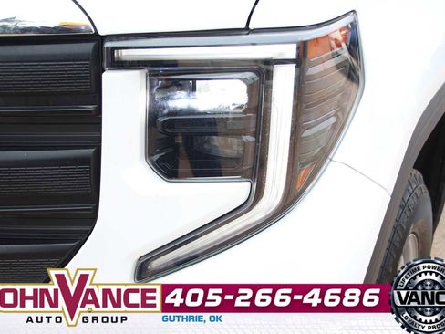 Used 2022 GMC Sierra 1500 Pro w/ Pro Value Package image 4