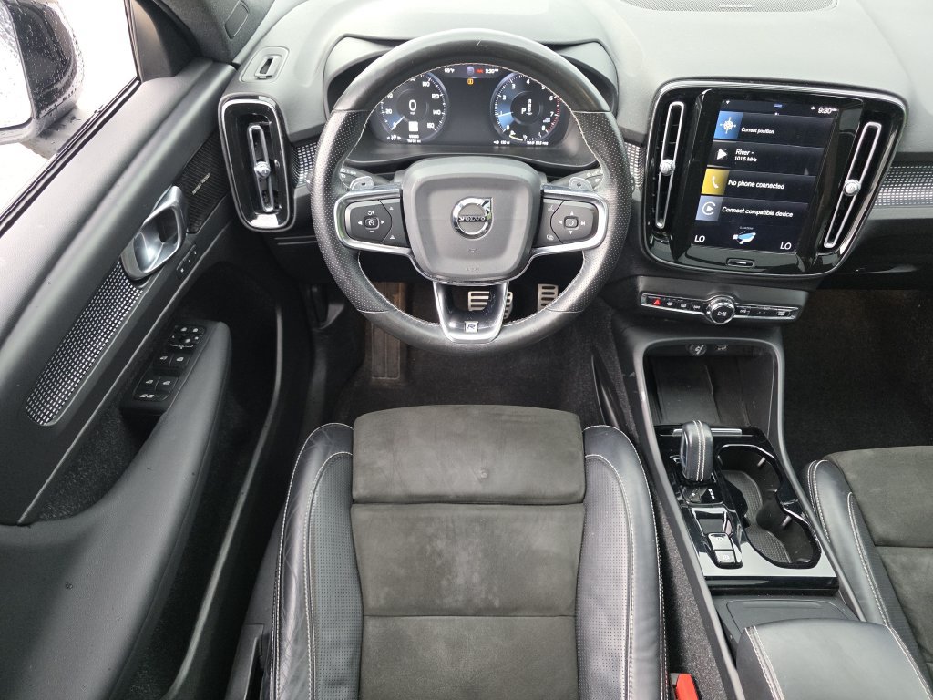 Used 2020 Volvo XC40 T5 R-Design w/ Protection Package Premier AWD/4WD image 2