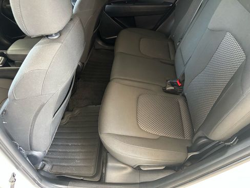 Used 2023 Kia Sportage LX FWD image 21
