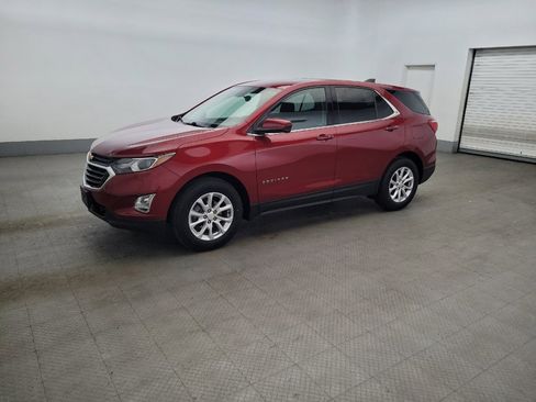 Used 2019 Chevrolet Equinox LT FWD image 2