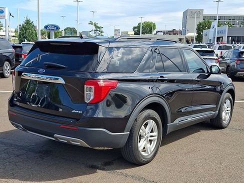 Used 2023 Ford Explorer XLT w/ Equipment Group 202A AWD/4WD image 6