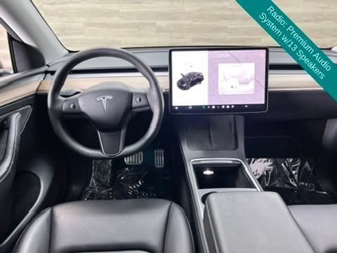 Used 2024 Tesla Model Y Performance AWD/4WD image 2