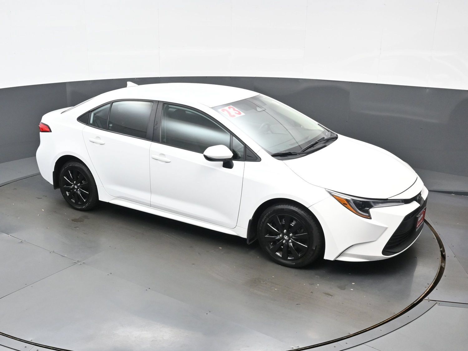 Used 2023 Toyota Corolla LE FWD image 31