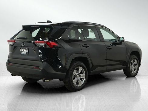 Used 2025 Toyota RAV4 XLE image 5