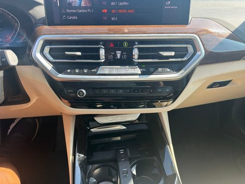 Used 2022 BMW X3 sDrive30i w/ Premium Package 2 RWD image 16