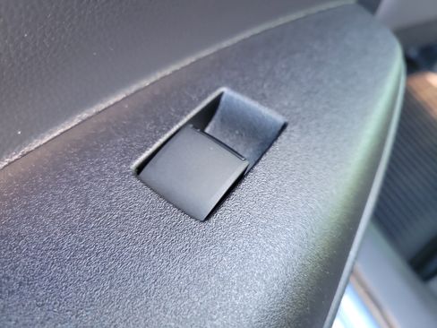 Used 2025 Toyota Corolla LE image 13