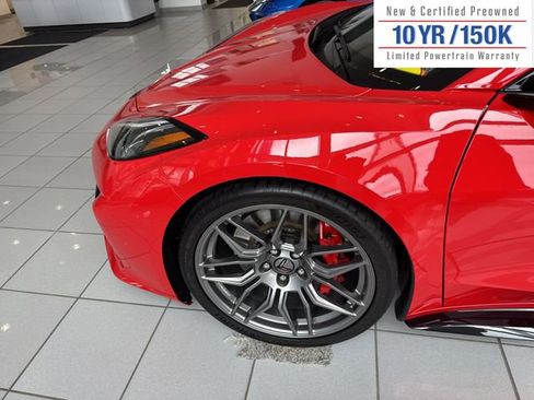 Used 2025 Chevrolet Corvette Z06 image 12