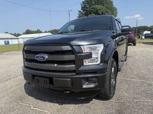 Used 2015 Ford F150 Lariat w/ Equipment Group 502A Luxury AWD/4WD image 9
