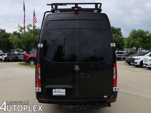 Used 2021 Mercedes-Benz Sprinter 3500 image 6
