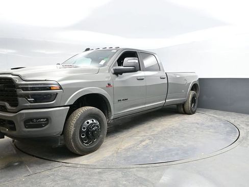 New 2026 RAM 3500 Limited AWD/4WD image 3