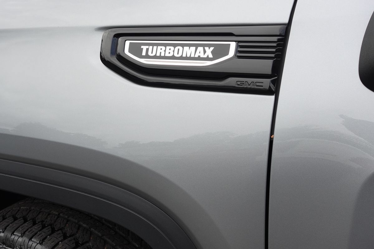 Used 2025 GMC Sierra 1500 Elevation AWD/4WD image 14