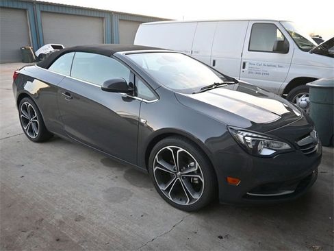 Used 2016 Buick Cascada Premium image 2