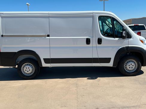 New 2026 RAM ProMaster 2500 FWD image 6