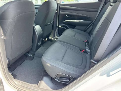 Certified 2025 Hyundai Tucson SE AWD/4WD image 11
