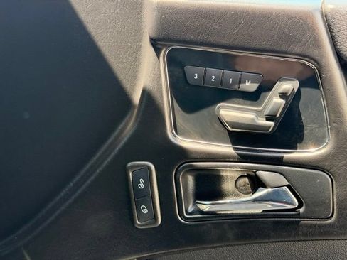 Used 2017 Mercedes-Benz G 550 image 30