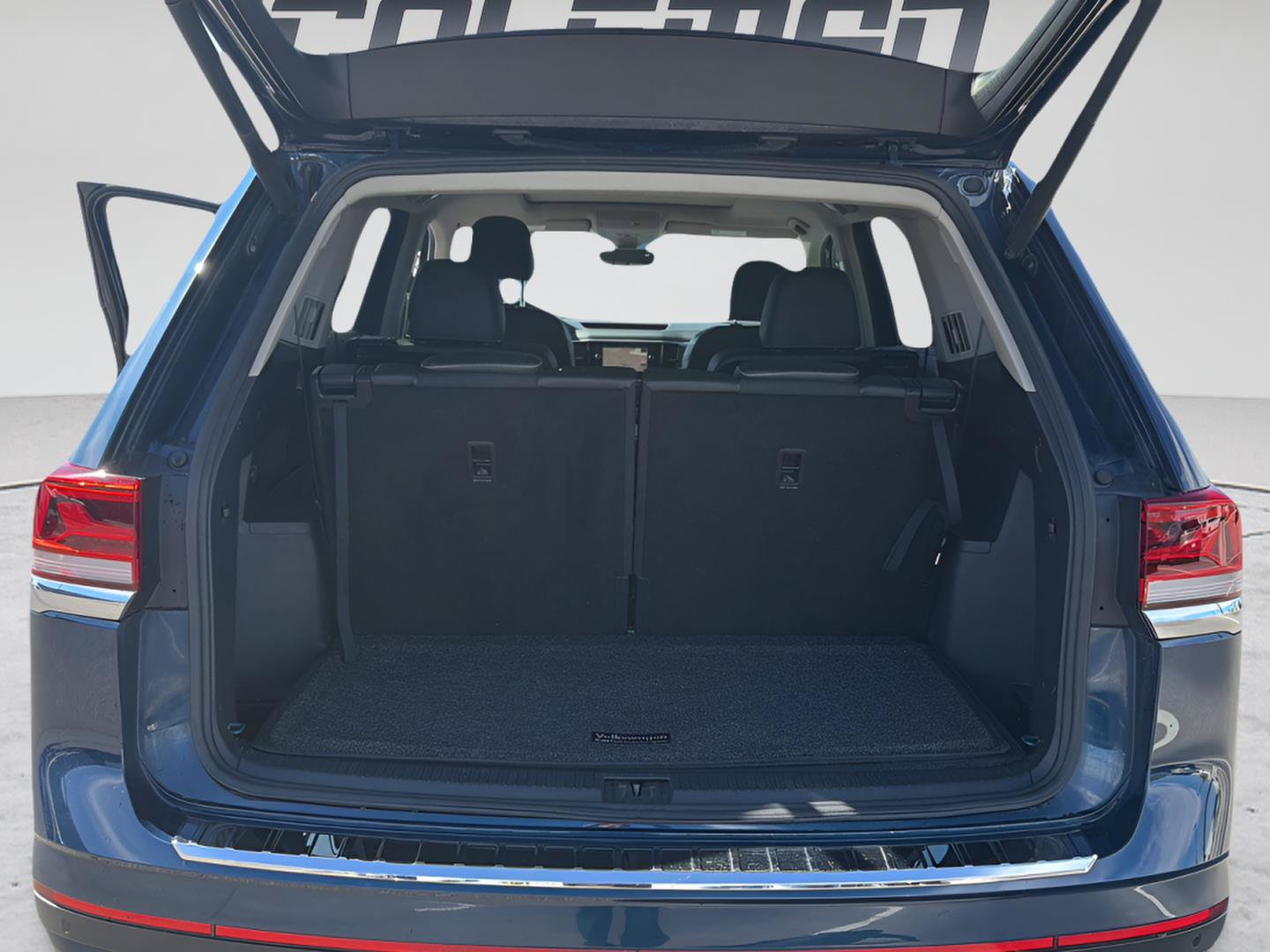Used 2021 Volkswagen Atlas SEL Premium AWD/4WD image 29
