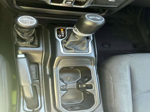 Certified 2021 Jeep Wrangler Unlimited Sport w/ Technology Group image 26