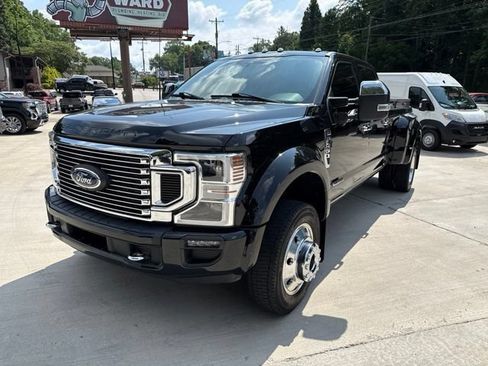 Used 2022 Ford F450 Platinum w/ FX4 Off-Road Package AWD/4WD image 16