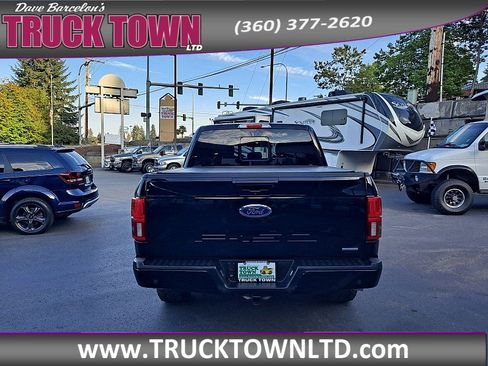Used 2018 Ford F150 Lariat w/ Equipment Group 502A Luxury image 4