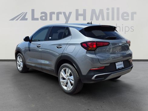 Used 2025 Buick Encore GX Preferred FWD image 3