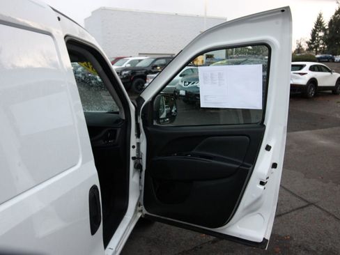 Used 2020 RAM ProMaster City Tradesman image 18