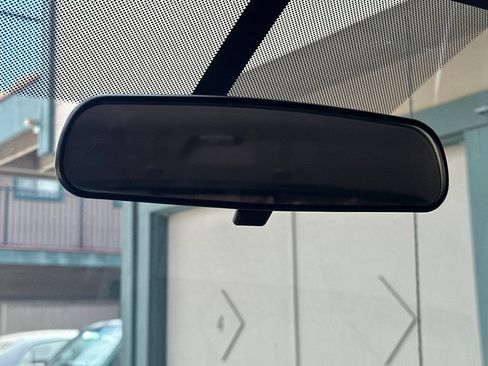 Used 2018 Nissan Frontier SV RWD image 25