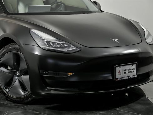 Used 2018 Tesla Model 3 Long Range AWD/4WD image 2