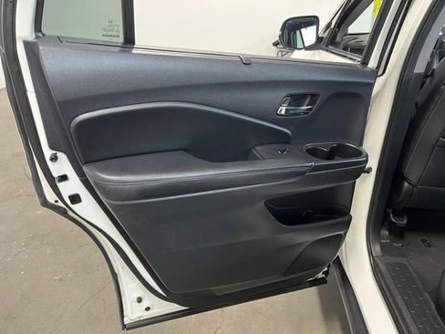 Used 2019 Honda Pilot EX-L image 19