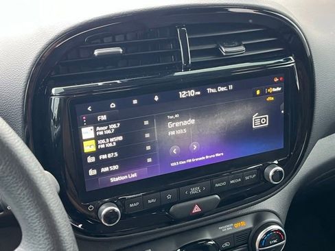 Certified 2023 Kia Soul S image 22