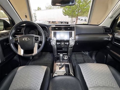 Certified 2023 Toyota 4Runner SR5 AWD/4WD image 20