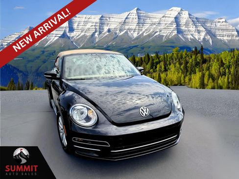 Used 2019 Volkswagen Beetle 2.0T S FWD image 1