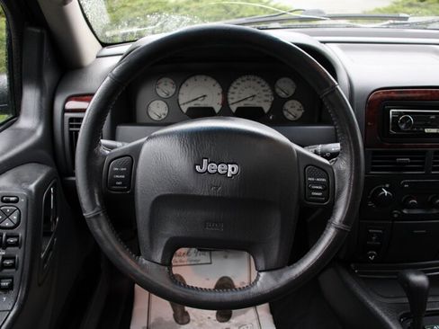 Used 2002 Jeep Grand Cherokee Limited image 17