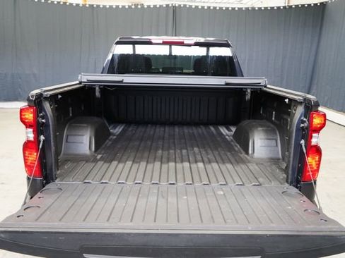 Used 2023 Chevrolet Silverado 1500 LT w/ Z71 Off-Road Package AWD/4WD image 42