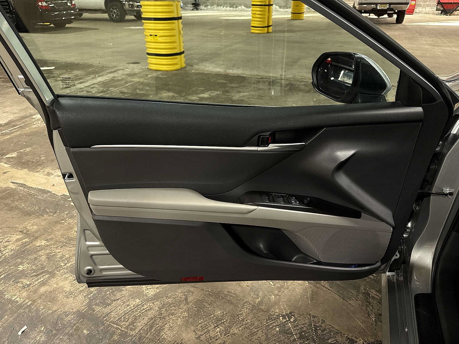 Certified 2023 Toyota Camry LE AWD/4WD image 29