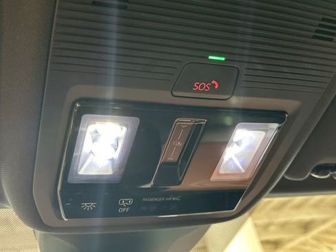 Used 2021 Volkswagen ID.4 Pro S image 36