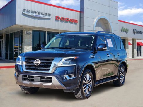 Used 2021 Nissan Armada SL image 2