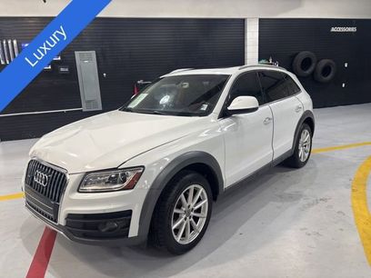 Used 2017 Audi Q5 2.0T Premium Plus w/ Technology Package