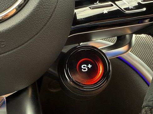 New 2025 Mercedes-Benz C 43 AMG 4MATIC image 25