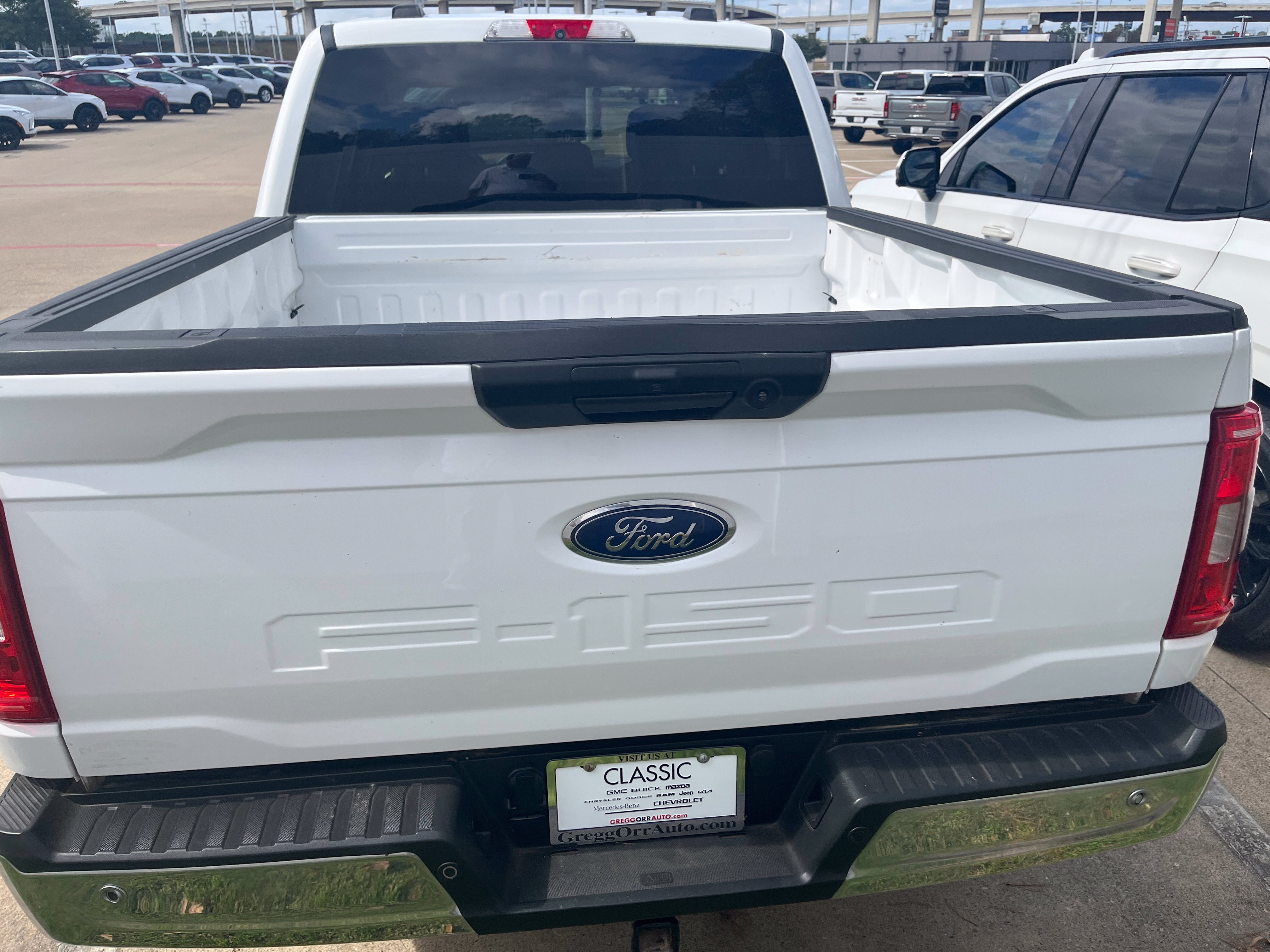 Used 2022 Ford F150 XLT w/ Equipment Group 301A Mid AWD/4WD image 5