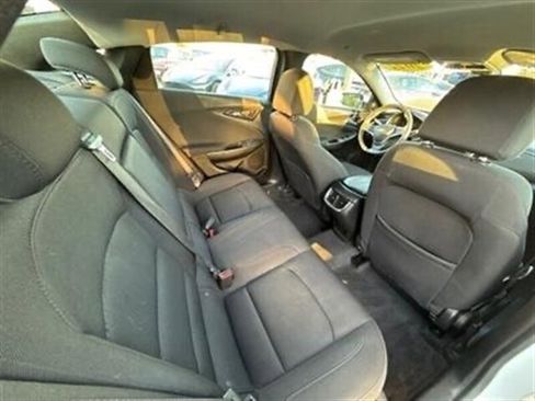 Used 2022 Chevrolet Malibu LT image 23