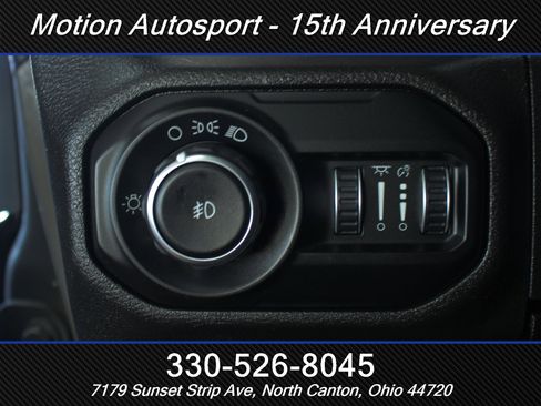 Used 2019 Jeep Wrangler Sport image 18