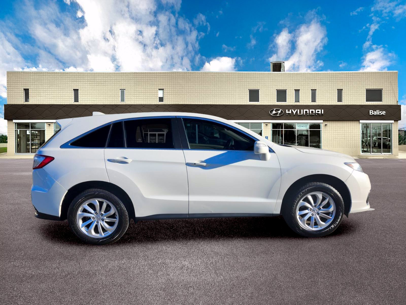 Used 2017 Acura RDX AWD image 2