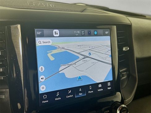 Used 2024 RAM 2500 Tradesman w/ Chrome Appearance Group image 19